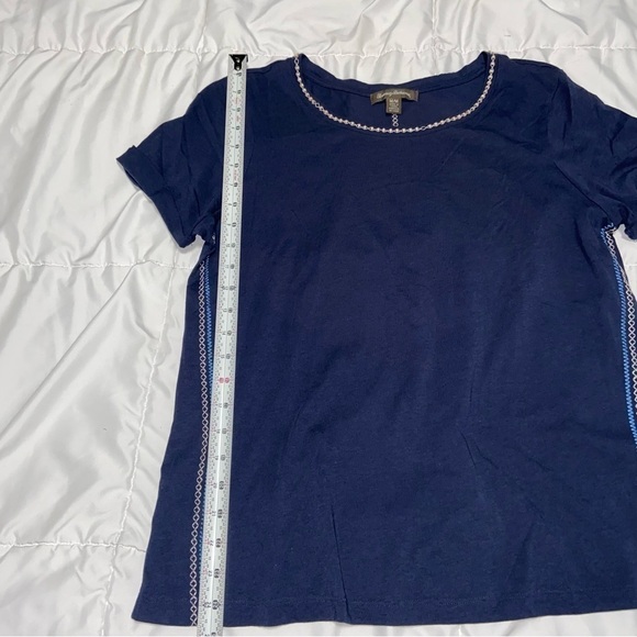 Tommy Bahama Embroidered Short Sleeve Top / Size Medium Blue - Picture 3 of 6